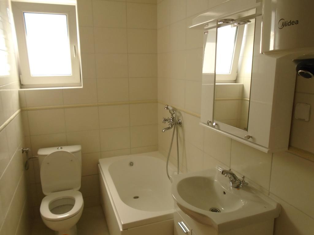 Apartments Kanli Kula แฮร์เซ็ก-โนวี ภายนอก รูปภาพ