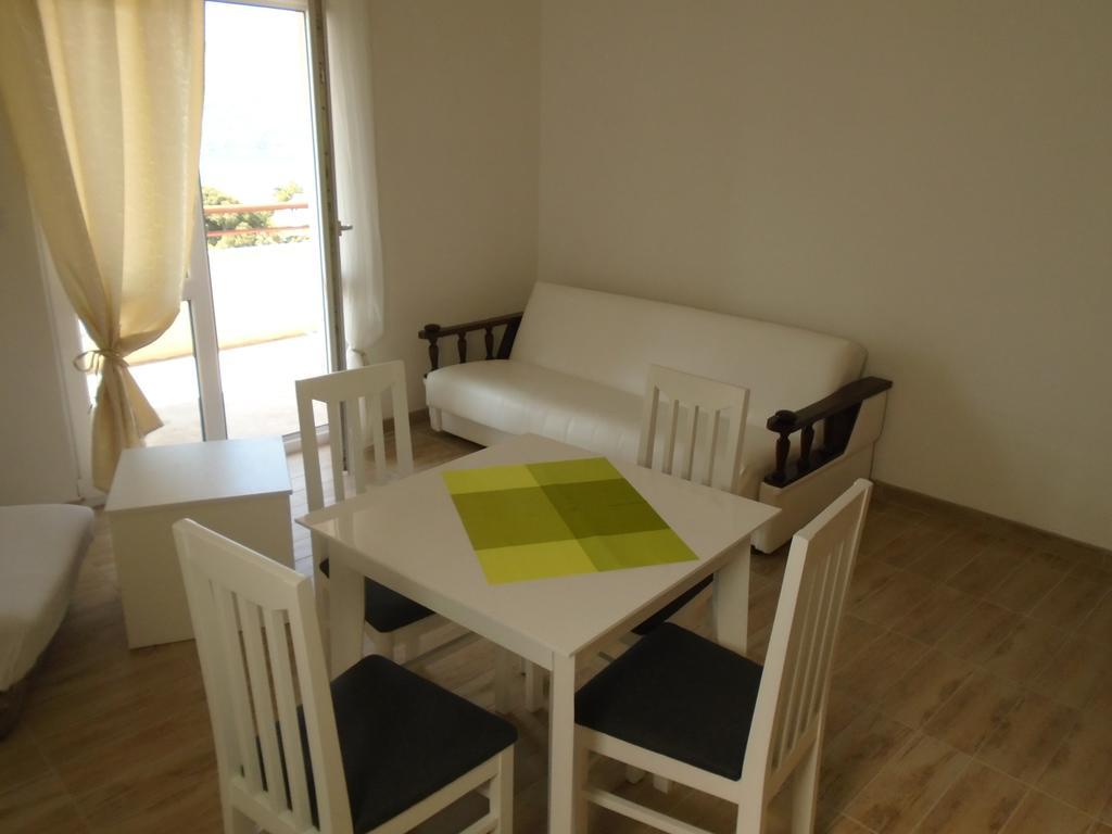 Apartments Kanli Kula แฮร์เซ็ก-โนวี ภายนอก รูปภาพ