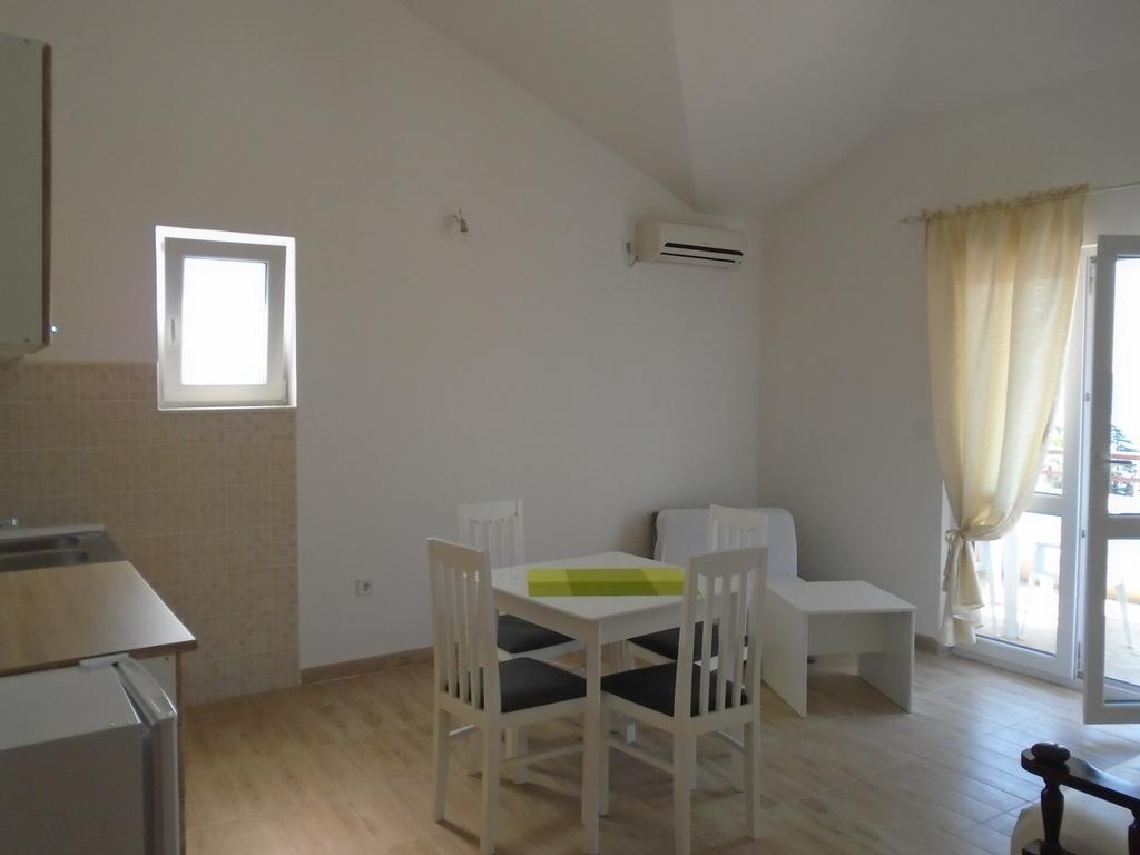 Apartments Kanli Kula แฮร์เซ็ก-โนวี ภายนอก รูปภาพ